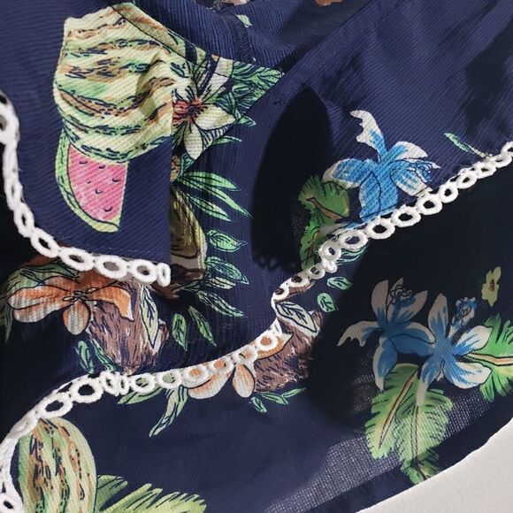 Tropical ruffle crop top - Picture 2 of 5